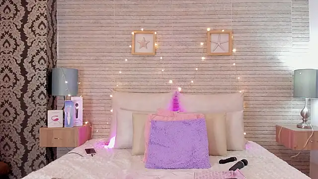 Snapshot of Catalinna_Thompson chatting on 02-16-25, 06:21 Catalinna Thompson online show from 02-16-25, 06:21