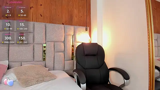 Saori newman online show from 10-11-25, 11:53