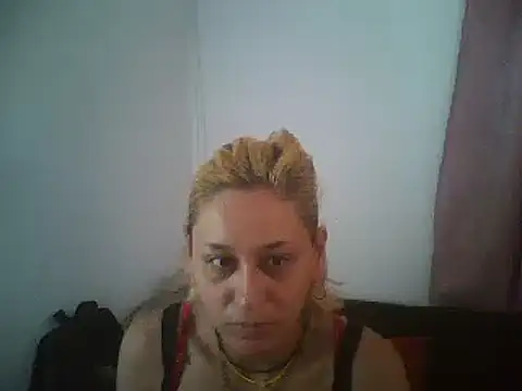 ariana crazzy online show from 02-11-26, 03:39