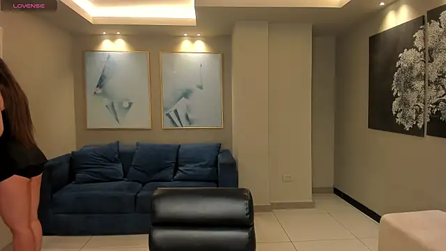 AlinaKravitz online show from 03-18-26, 07:17