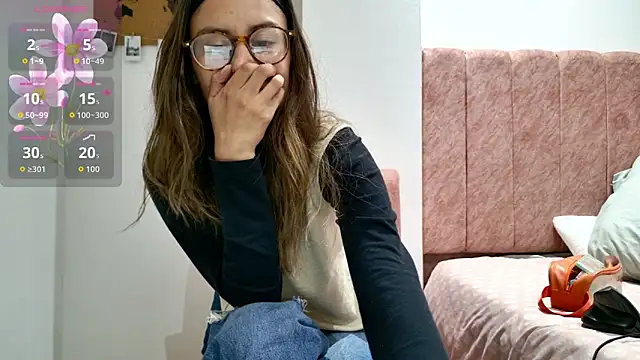 Emmy petit online show from 02-26-26, 01:37