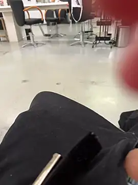 Snapshot of jr91esl chatting on 02-04-25, 07:51 jr91esl online show from 02-04-25, 07:51