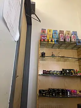 Snapshot of jr91esl chatting on 02-12-25, 12:27 jr91esl online show from 02-12-25, 12:27