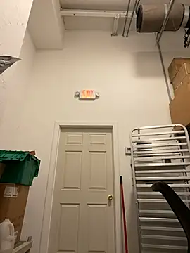 Snapshot of jr91esl chatting on 03-12-25, 05:46 jr91esl online show from 03-12-25, 05:46