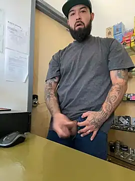 Snapshot of jr91esl chatting on 03-12-25, 03:51 jr91esl online show from 03-12-25, 03:51