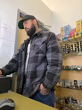 Snapshot of jr91esl chatting on 03-15-25, 05:04 jr91esl online show from 03-15-25, 05:04