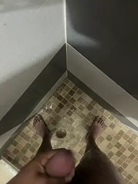 Snapshot of mylovetr1 chatting on 12-10-24, 04:45 mylovetr1 online show from 12-10-24, 04:45