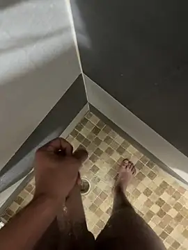 Snapshot of mylovetr1 chatting on 03-19-25, 04:47 mylovetr1 online show from 03-19-25, 04:47