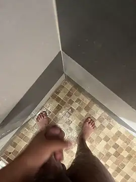 Snapshot of mylovetr1 chatting on 09-14-25, 11:26 mylovetr1 online show from 09-14-25, 11:26