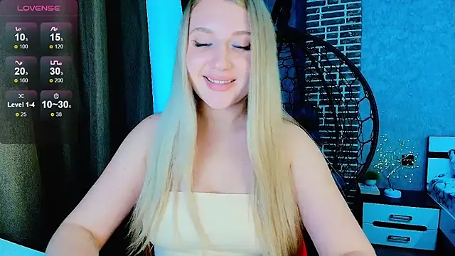 Evacadooo online show from 09-28-25, 05:57