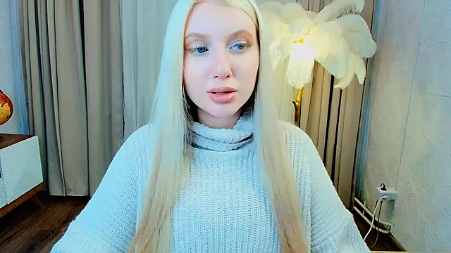 Evacadooo online show from 01-13-26, 03:01