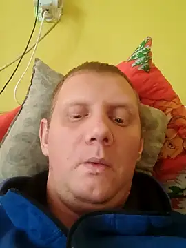 Snapshot of Osmon chatting on 01-06-25, 12:46 Osmon online show from 01-06-25, 12:46