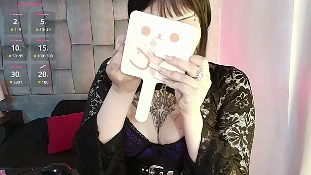 honney dark online show from 04-10-26, 12:21