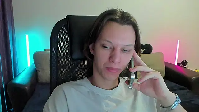 Ostin meow online show from 04-08-26, 04:18