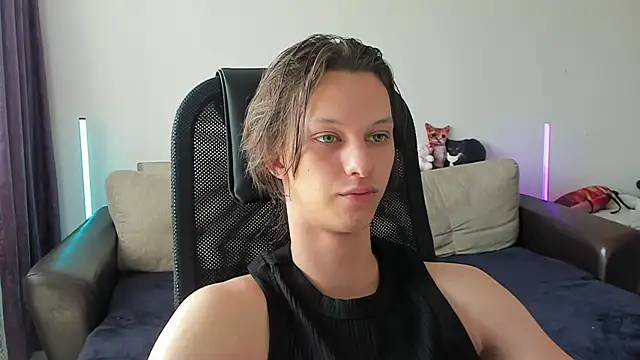 Ostin meow online show from 06-10-26, 09:52