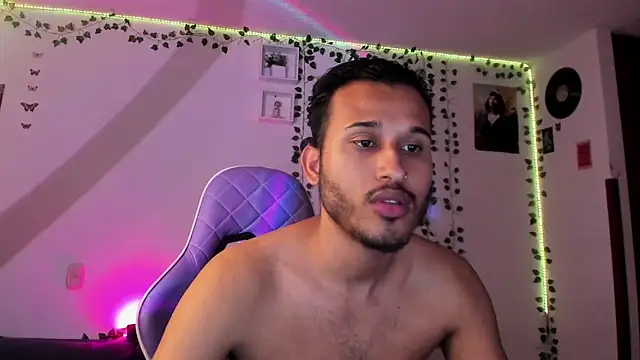 Raf brunette online show from 01-30-25, 11:01