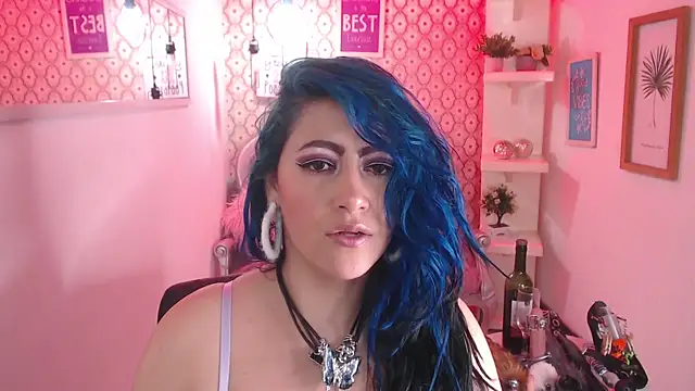scarleth blue online show from 09-18-25, 02:57