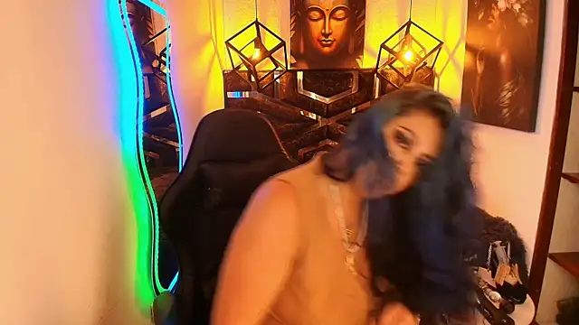 Snapshot of scarleth_blue chatting on 07-06-26, 03:25 scarleth blue online show from 07-06-26, 03:25