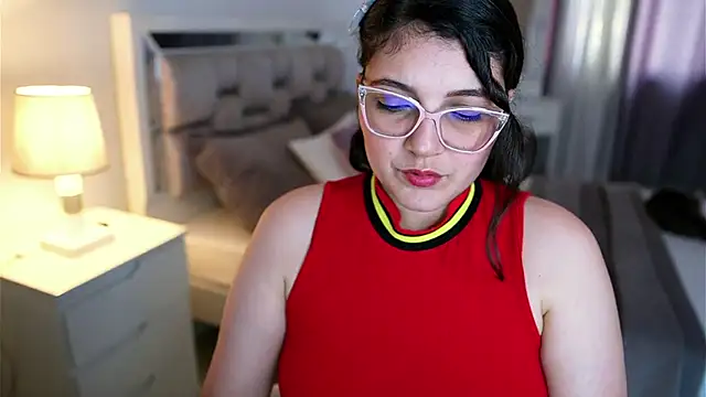 Camilaa bueno online show from 02-24-26, 10:19