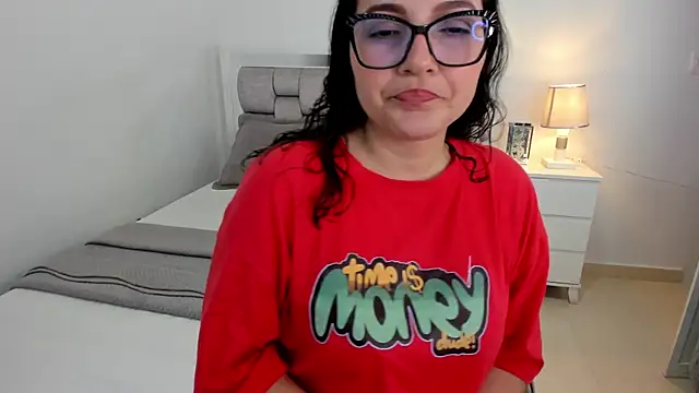 Camilaa bueno online show from 04-11-26, 10:47