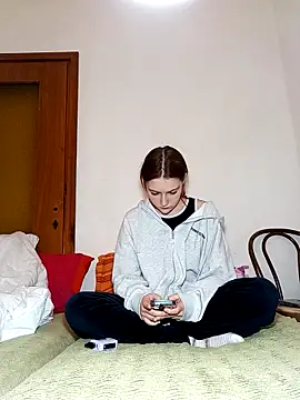 ella grays online show from 12-19-25, 05:42