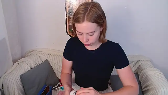 Snapshot of sofiaa_here chatting on 06-12-26, 12:09 sofiaa here online show from 06-12-26, 12:09