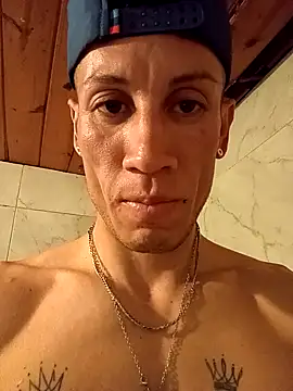 FlacoDani online show from 10-31-25, 05:47