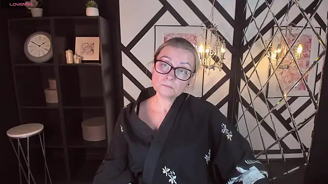 AlexandraKind online show from 02-05-25, 07:42