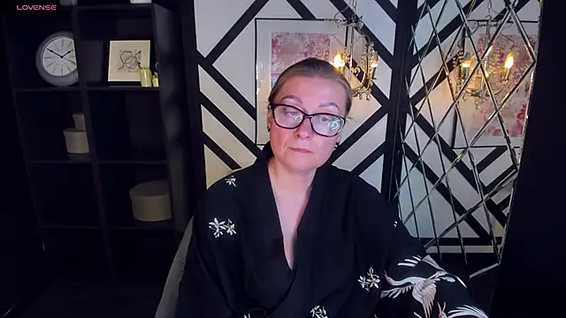 AlexandraKind online show from 02-09-25, 03:32