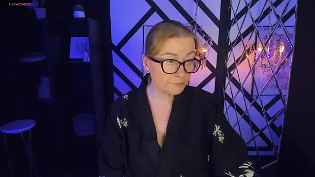 AlexandraKind online show from 02-14-25, 11:42