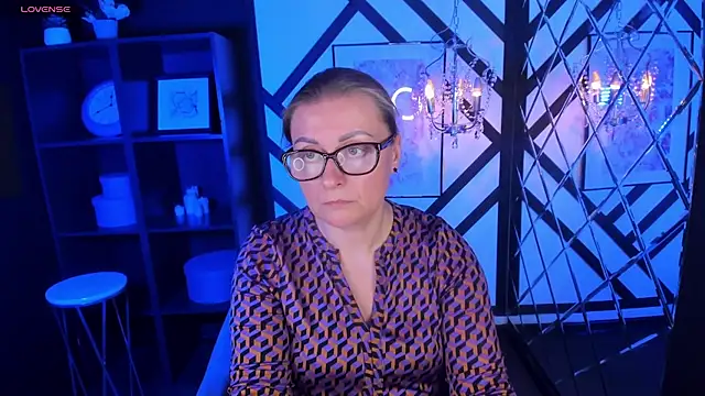 AlexandraKind online show from 03-03-25, 04:35