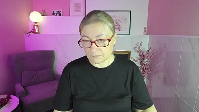 AlexandraKind online show from 11-07-25, 08:31