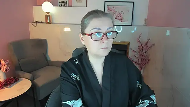 AlexandraKind online show from 11-13-25, 08:41