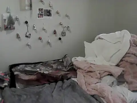 housewife shantie online show from 12-05-25, 12:58