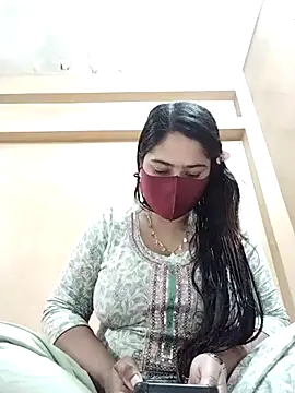 Magical Girl- online show from 03-01-25, 03:21