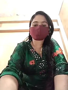 Magical Girl- online show from 03-18-25, 02:25