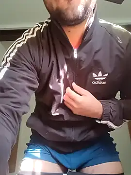 smartboy010101 online show from 12-04-25, 04:22