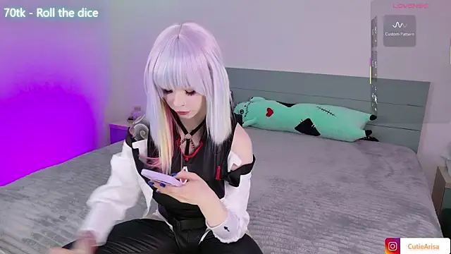 Lust One  online show from 04-19-26, 06:21