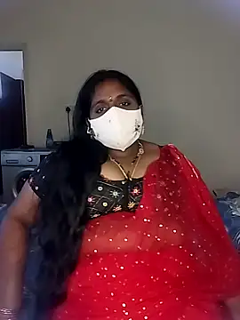 Snapshot of Sexy_Radhikaa chatting on 02-06-25, 08:07 Sexy Radhikaa online show from 02-06-25, 08:07