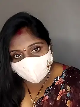 Snapshot of Sexy_Radhikaa chatting on 02-15-25, 05:41 Sexy Radhikaa online show from 02-15-25, 05:41