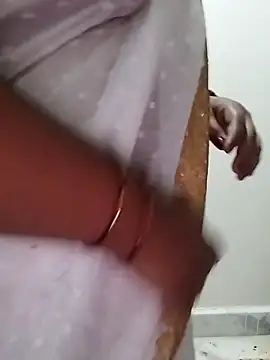 Sexy Radhikaa online show from 04-28-26, 03:11