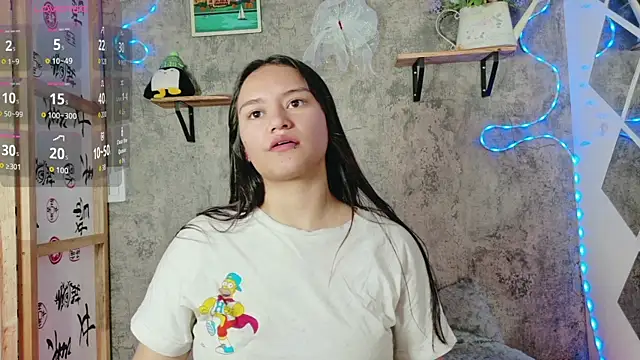 Megan sophia2 online show from 12-17-25, 02:01