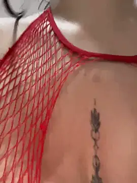 Snapshot of Chloe-antonella chatting on 12-30-24, 05:48 Chloe-antonella online show from 12-30-24, 05:48