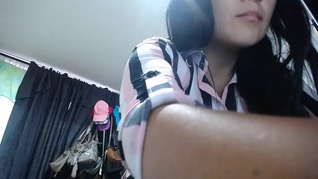 princehermosa44 online show from 10-10-25, 09:47