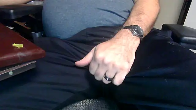 thickdaddy59 online show from 12-23-24, 01:40