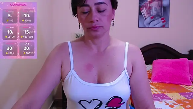 sara florez1 online show from 10-05-25, 12:14