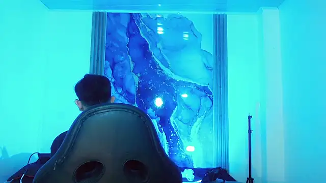 Alessa mullen online show from 10-17-25, 03:10