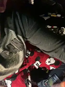 Snapshot of Fuckboy4public chatting on 12-07-24, 08:44 Fuckboy4public online show from 12-07-24, 08:44