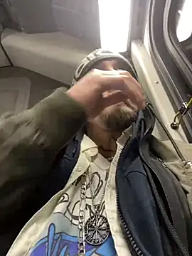 Snapshot of Fuckboy4public chatting on 01-17-25, 07:30 Fuckboy4public online show from 01-17-25, 07:30