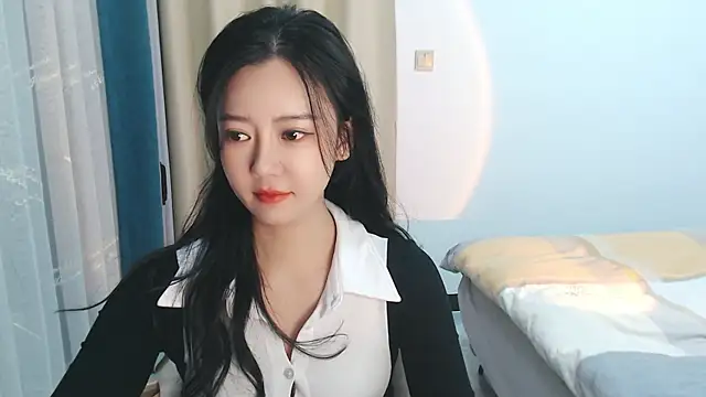 zoe-keke online show from 12-14-24, 11:18